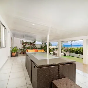  Holiday home Nunaatini